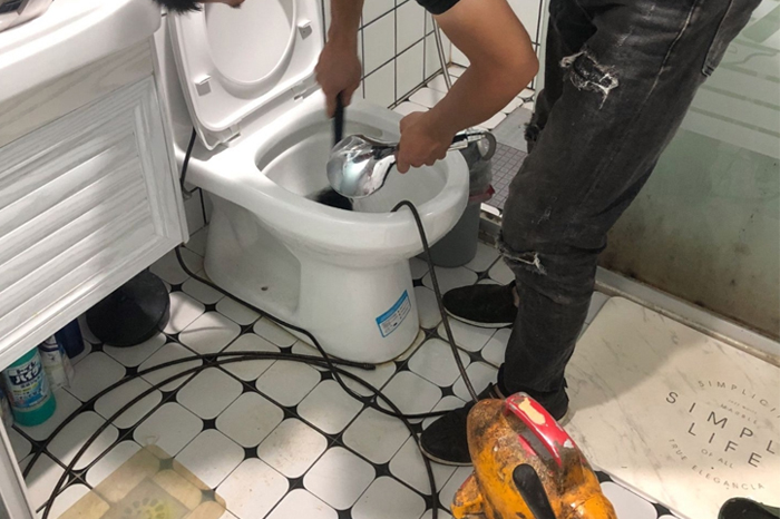 利国镇疏通下水道